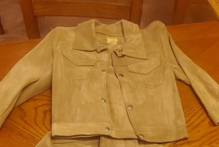 Picture 1 of 20