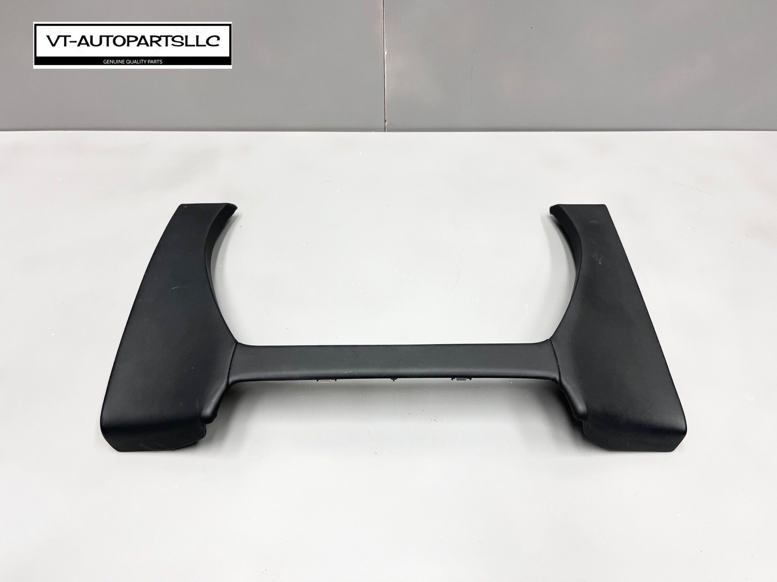 ⭐️2017-2020 Maserati Levante M161 Dash Column Center Cover Panel Trim Black OEM