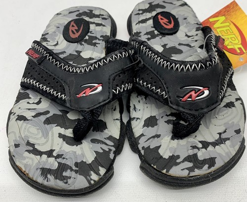 KLEINE JUNGEN NERF SANDALEN FLIP FLOPS FARBEN schwarz/hellgrau Größe 7/8 - Bild 3 von 8