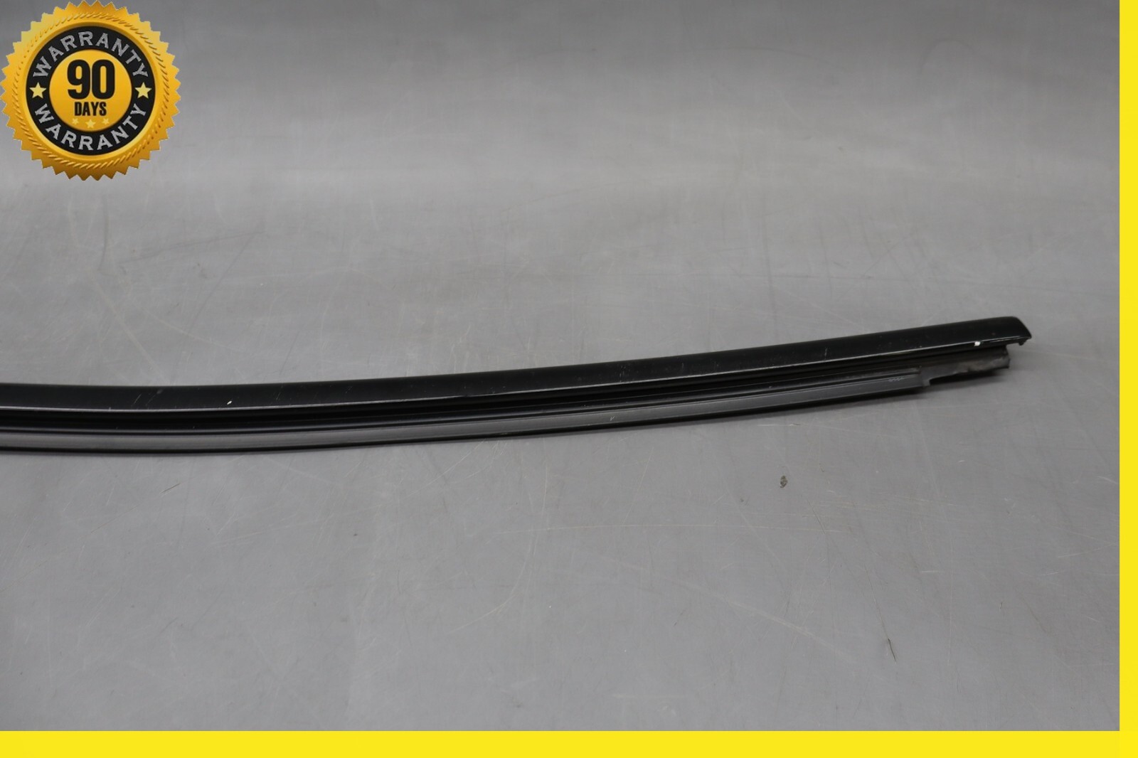 14-20 Maserati Ghibli Rear Left Driver Side Door Window Belt Molding Oem