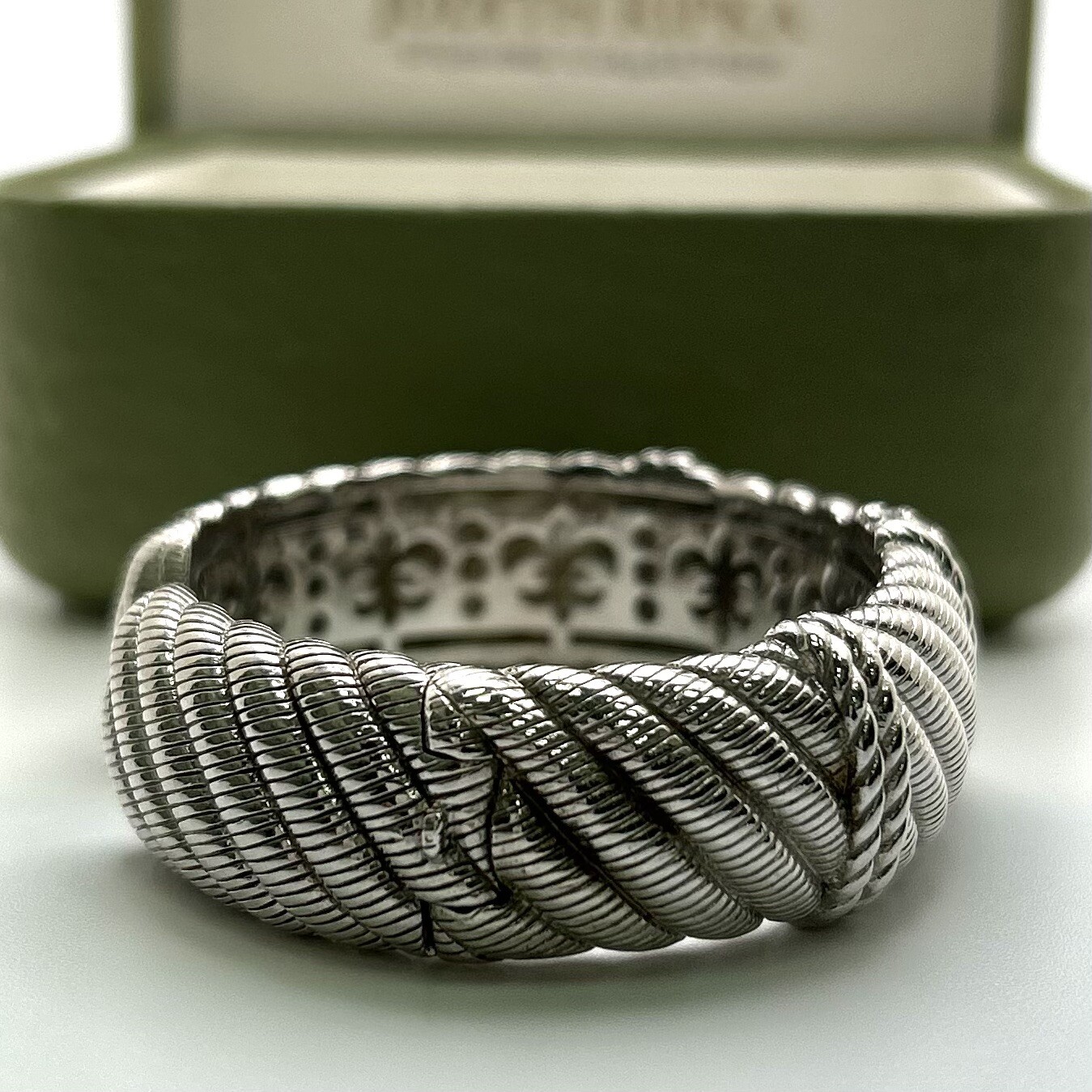 Judith Ripka Textured Bangle - image 3