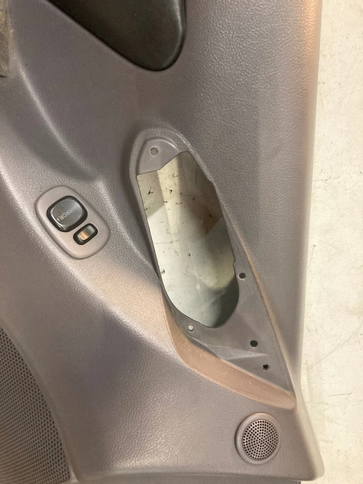 00-05 Toyota Celica GT GTS Interior Izquierdo Puerta Panel Tarjeta Cubierta Borde Gris Foto 2 de 4