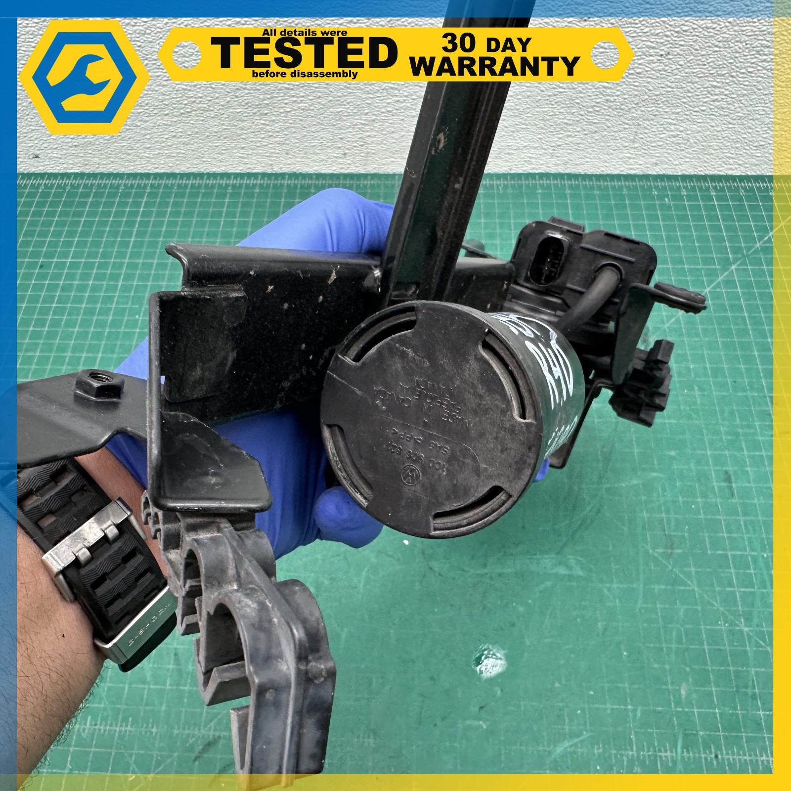 03-18 BENTLEY CONTINENTAL 6.0L FUEL EMISSION LEAK DETECTION PUMP OEM