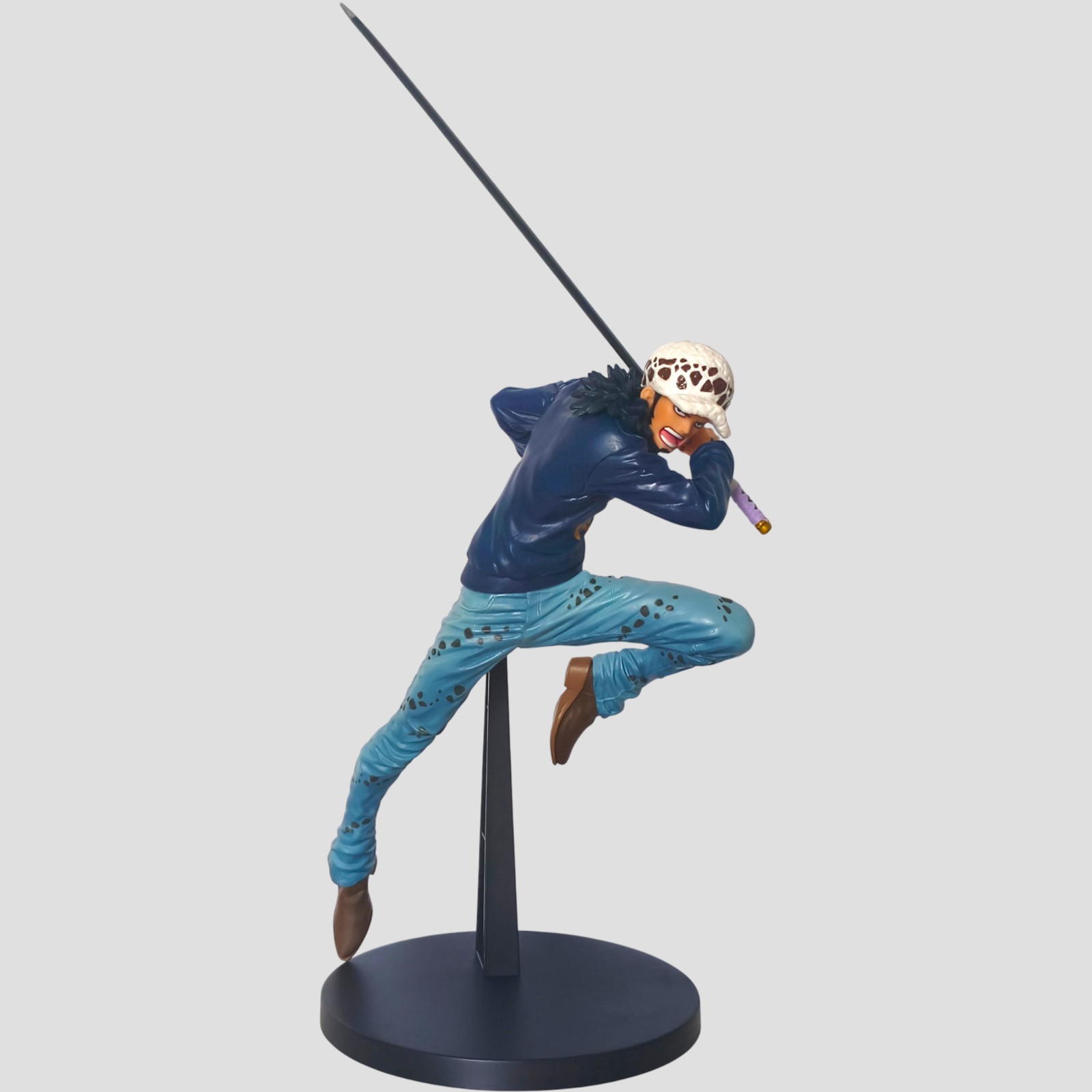 Figurine Trafalgar Law One Piece Maximatic Banpresto de 20cm en PVC