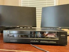 JVC XL-V112 Dual D/A CD Player