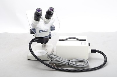 Meiji EMZ Stereo Zoom Microscope W/ 2x SWF10x, Schott ACE 1 Fiber Optic Light