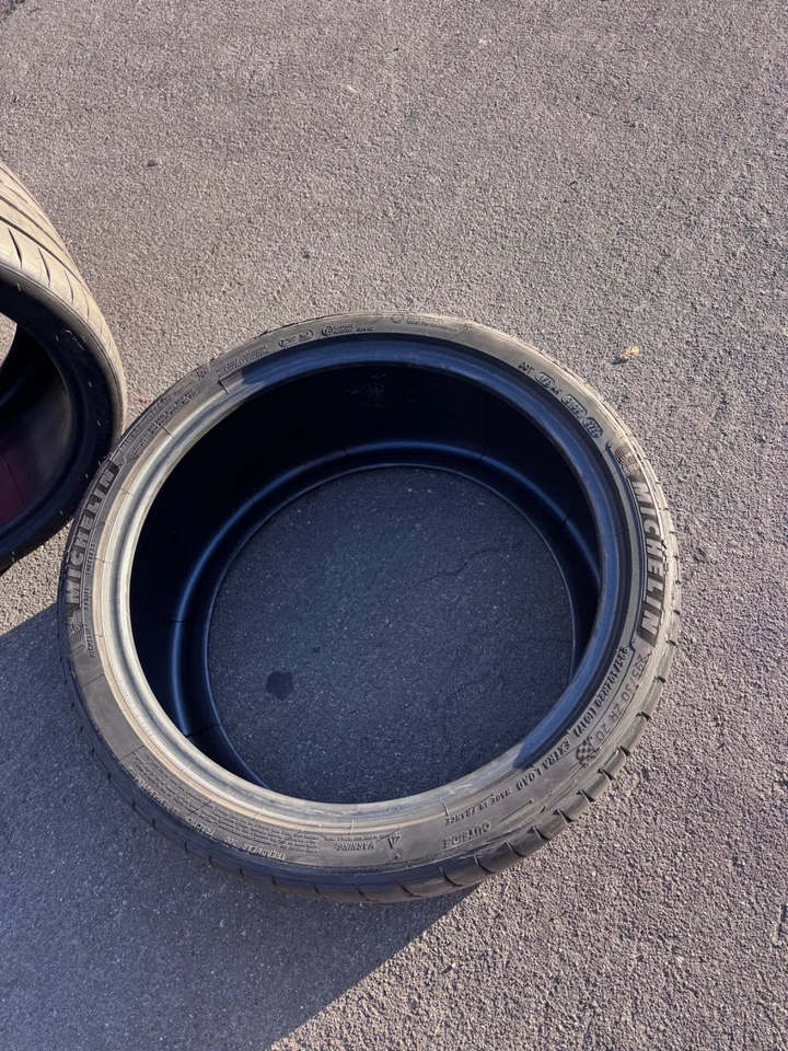 A pair of Michelin Pilot Sport 4S 295/30R20 Tire $249each - Image 3 of 4