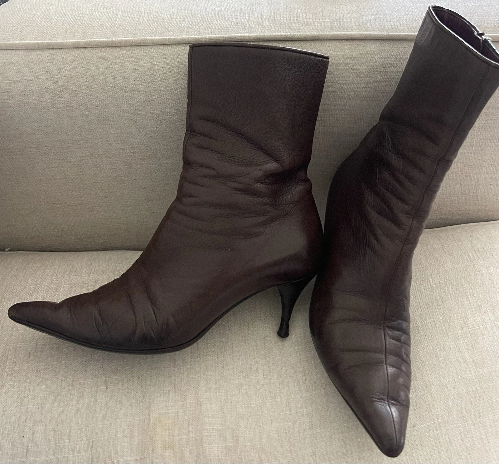 Bottines Gucci vintage année 2000 talon chaton cuir veau pointure 7 orteils pointus