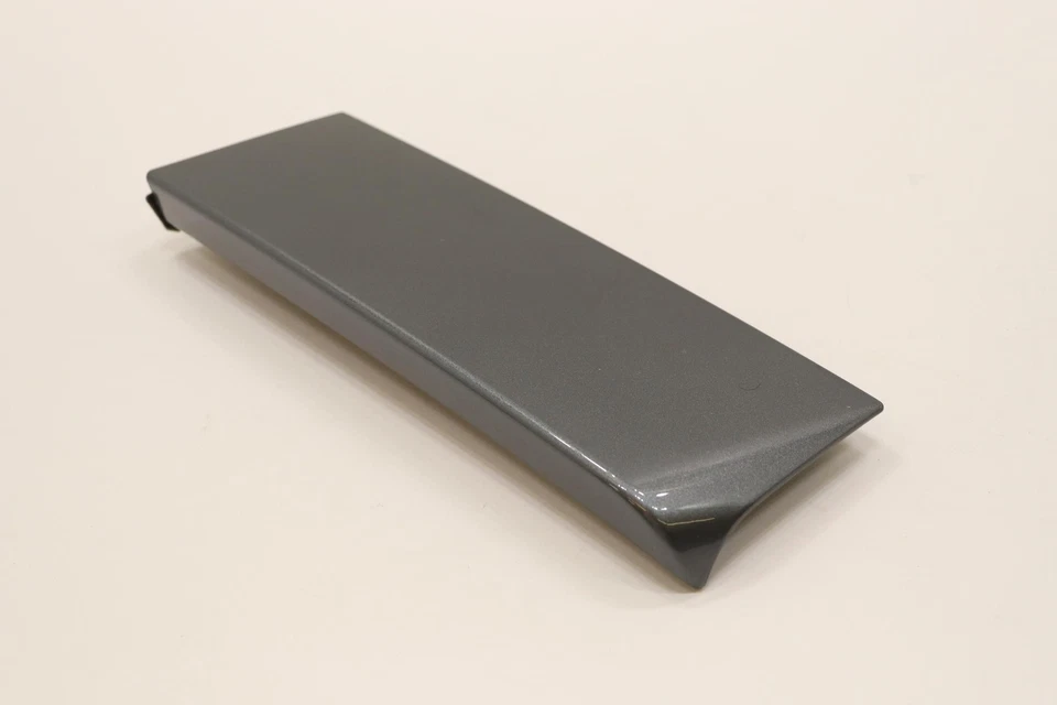 2017 - 2024 NISSAN TITAN ROOF REAR RIGHT SPOILER COVER PANEL OEM GRAY_KAD - Image 4 of 4