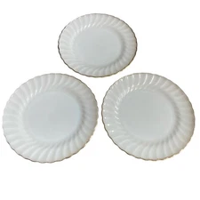 Set Of 3 Anchor Hocking Fire King Milk Glass 10" Swirl Dinner Plates Gold Trim