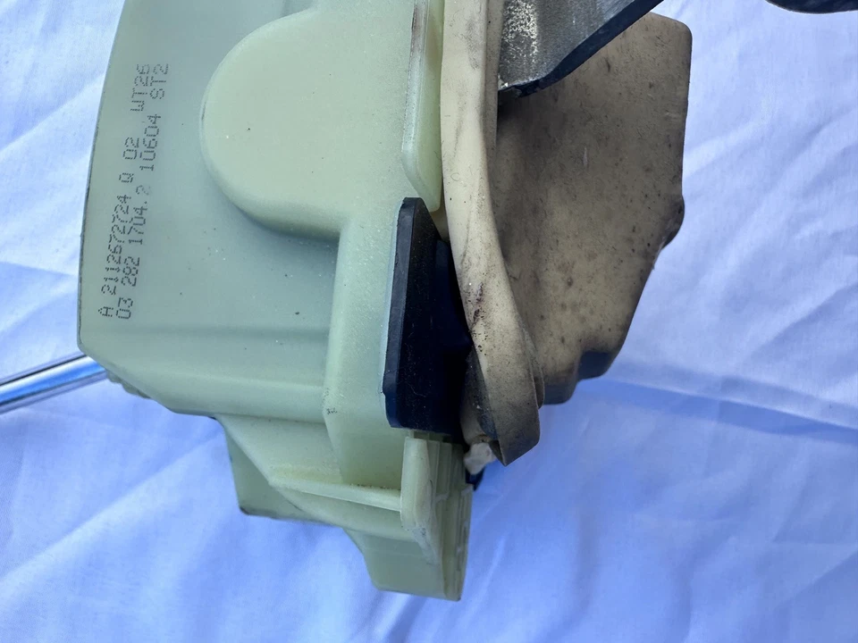 03-09 Mercedes E-Class E350 Gear Shift Shifter Tiptronic Selector A2112674724 OE - Image 3 of 4