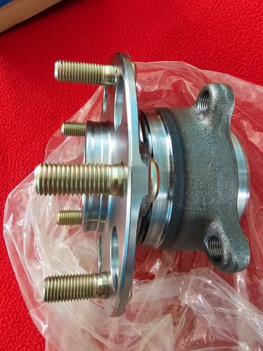 TRQ REAR LEFT OR RIGHT WHEEL BEARING & HUB ASSEMBLIES FOR 2012 ACURA TSX - Picture 6 of 8