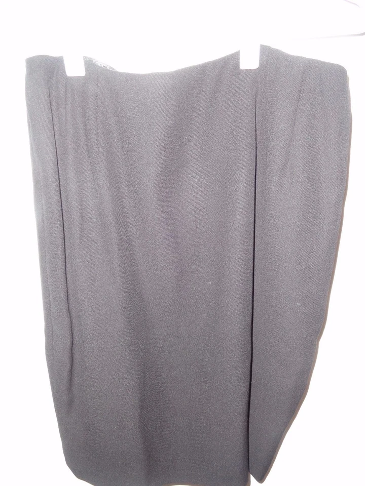 Anne Klein II Black suit, size 8 - Image 4 of 4