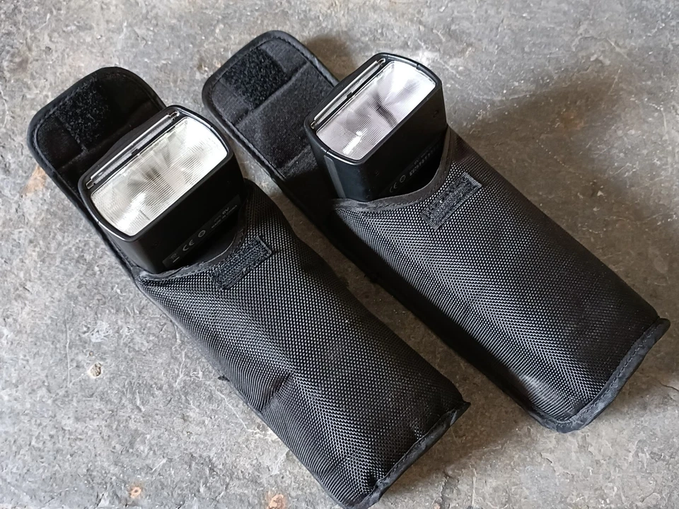 YONGNUO DIGITAL SPEEDLITE YN560-II SHOE MOUNT FLASH - Image 4 of 4