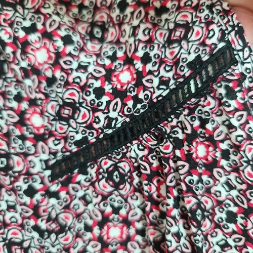 Gap Women's Chase Long Sleeve Romper Size M Black White Pink Geometric Print - Picture 3 of 10