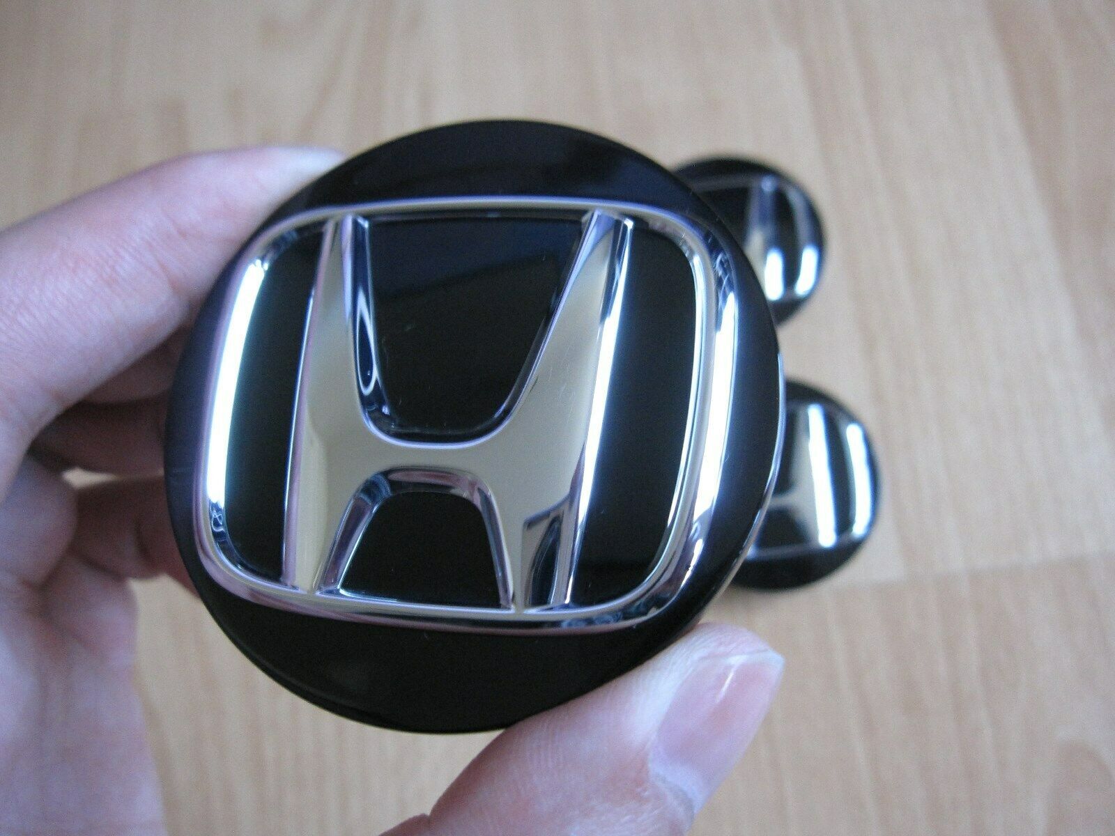 (4x) OEM 20182022 Honda Accord Sport Sedan 62mm center caps P/N 44732