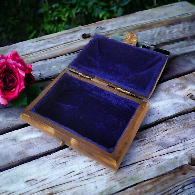 6 Rare Unique Camel Bone D6 Dices with Antique Camel Bone Box