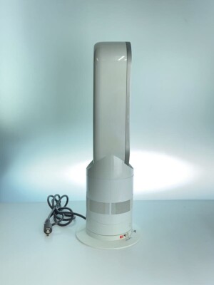 Dyson hot+cool AM05 ホワイト Dyson AM05 Hot + Cool Fan Heater, White/Silver : Amazon.ca: Home