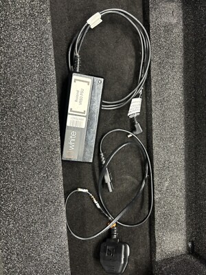 Roland VR-50HD Vision Switcher + Flightcase (ERSATZTEILE ODER REPARATUR)
