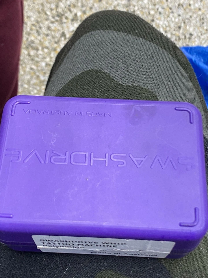 紫色 Swashdrive Whip 旋转纹身机 - 正品 澳大利亚制造  — 第 2/4 张图片