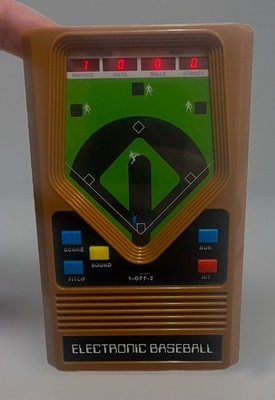 Mattel Basic Fun #09507 Electronic Baseball Handheld Game Console Hand Held NICE