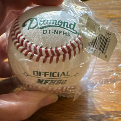 Diamond D1-NFHS NFHS Official 9 in Leather Baseball Raised Seam White