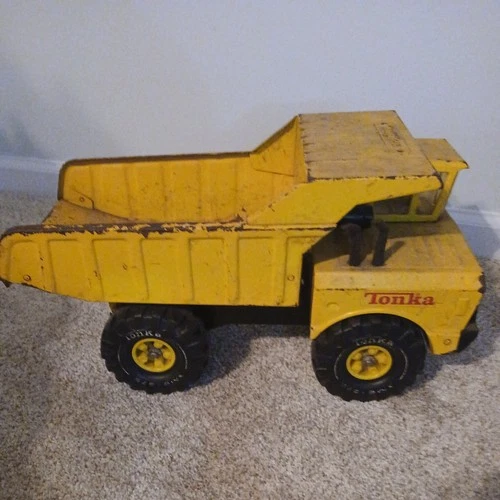 Vintage Tonka Dump Truck Yellow Steel Construction 54070 XMB-975 1970’s/1980’s