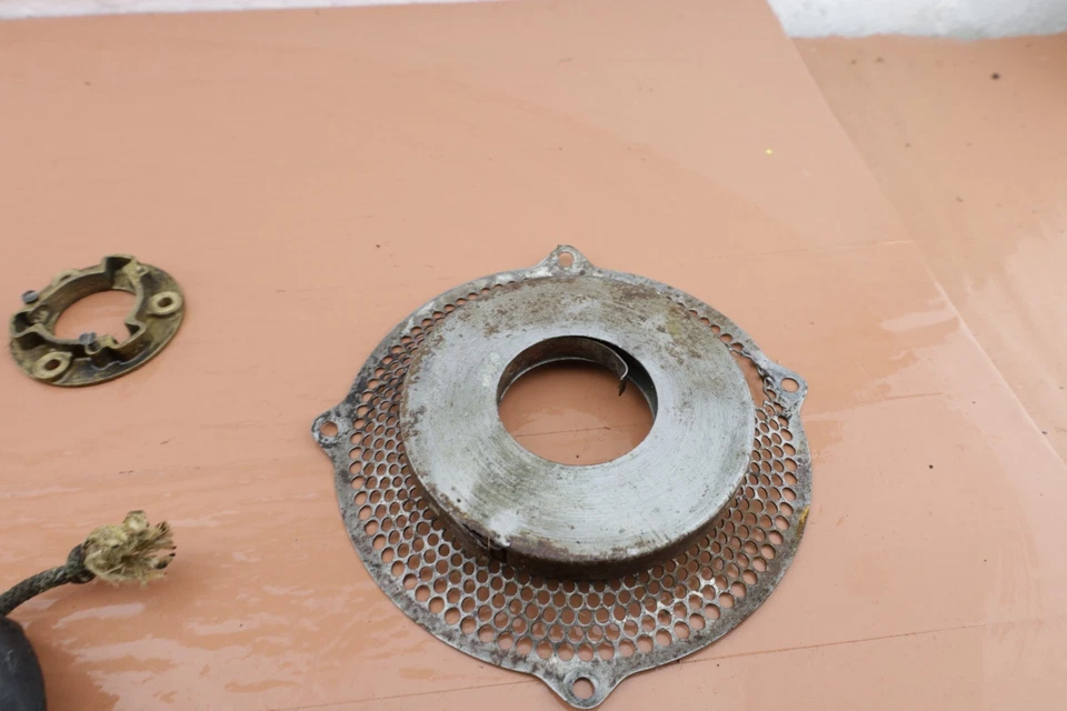 Piezas de arranque de retroceso de motosierra Homelite modelo 17 OEM Foto 2 de 4