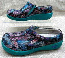 Alegria Kayla Clogs Nursing Shoes Feathers Leather Upper Kay-885 Womens Size 7.5