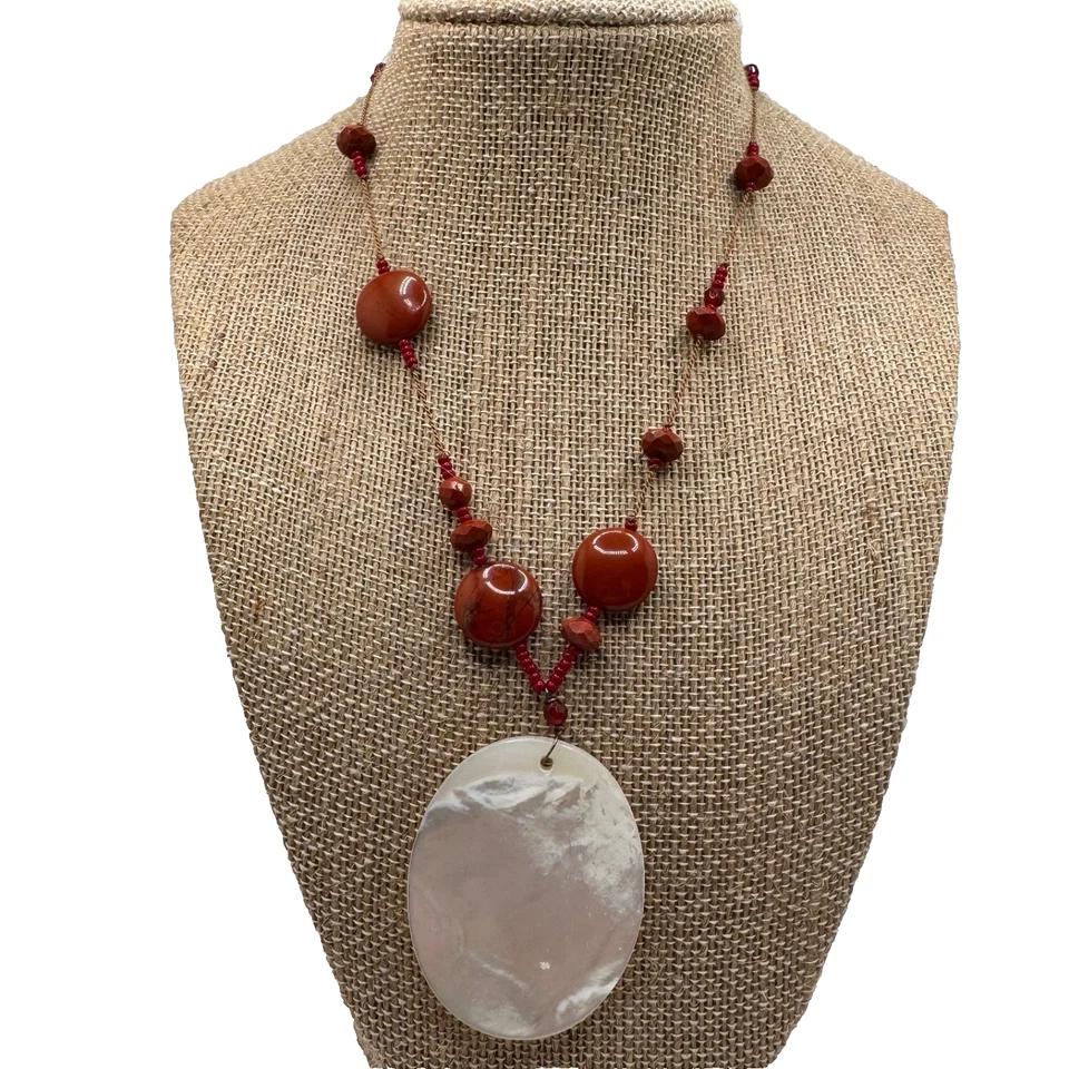 Mother Of Pearl Necklace Pendant Orange/Red Beads 925 Clasp - Image 2 of 4