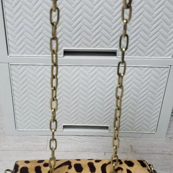 Leopard Pattern Chain Shoulder Bag with Cowhide L… - image 1