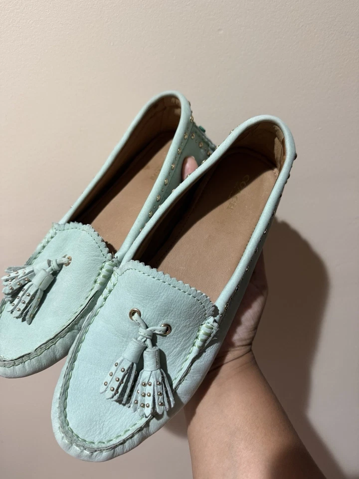 Мокасины Coach Norfolk с кисточками плоские 9B мятно-зеленые с заклепками нубук U - Изображение 2 из 4