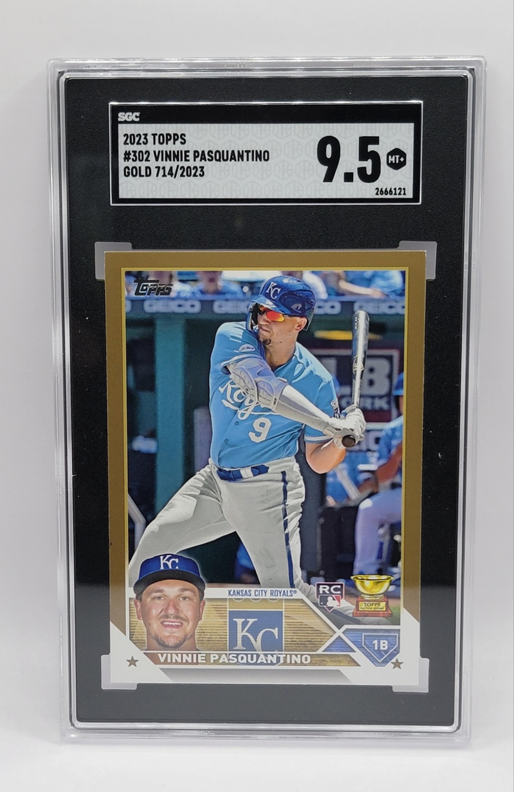 2023 Topps Vinnie Pasquantino Rookie RC #302 Gold /2023 SGC 9.5 Royals Italy