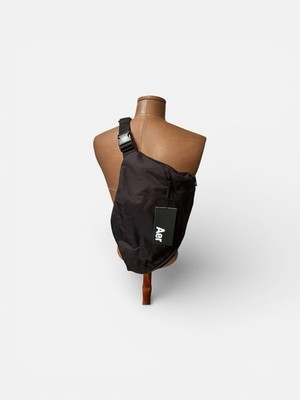 Aer Black Sling Bag 17L 18  X 10  X 6  NWT