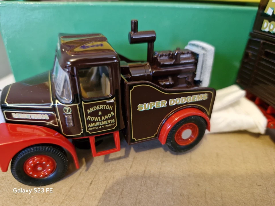 Corgi Showmans Scammell Highwayman Generator Dodgems Trailer Set 15901 Ltd Ed - Image 4 of 4