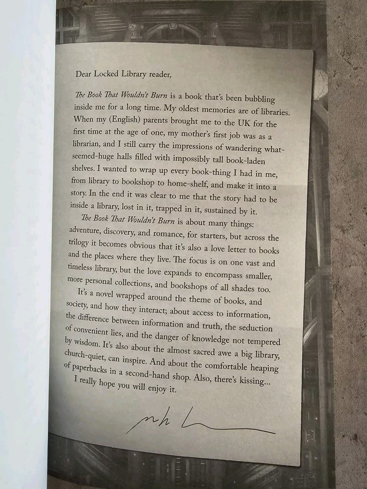 🌟LOCKED LIBRARY Book That Wouldn’t Burn & Broke The World Mark Lawrence