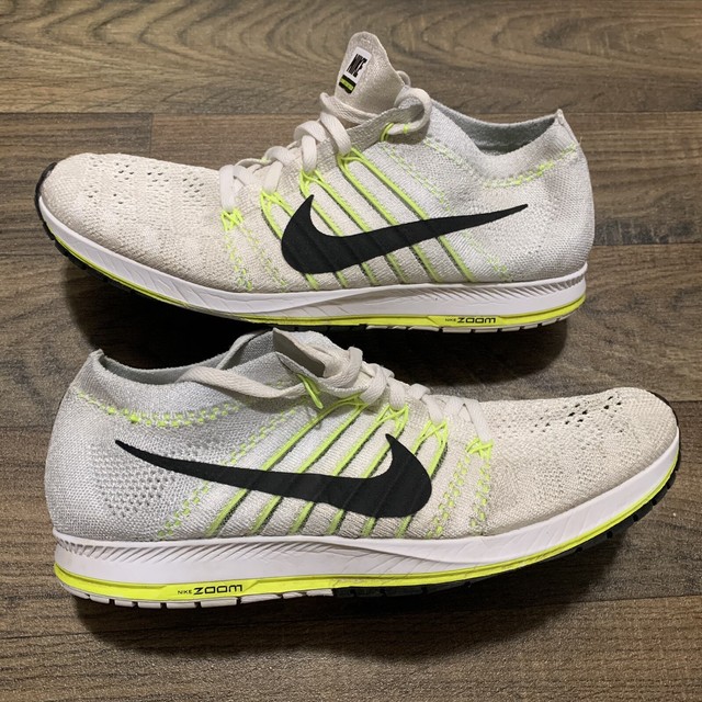 nike flyknit streak black