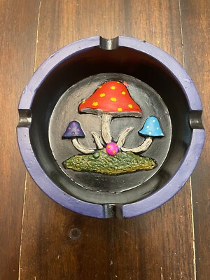 4.25  Diameter Ceramic painted Ash Tray Mushrooms