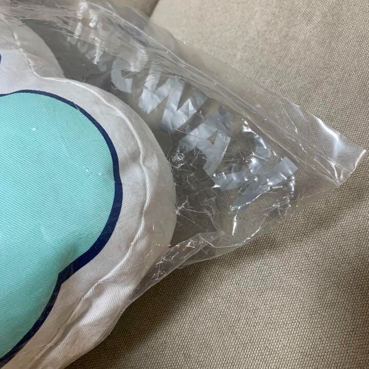 KAWS Soft Skull Cushion Pillow Blue MEDICOM TOY 2004 KAWS Soft Skull Cushion Pillow Blue MEDICOM TOY 2004