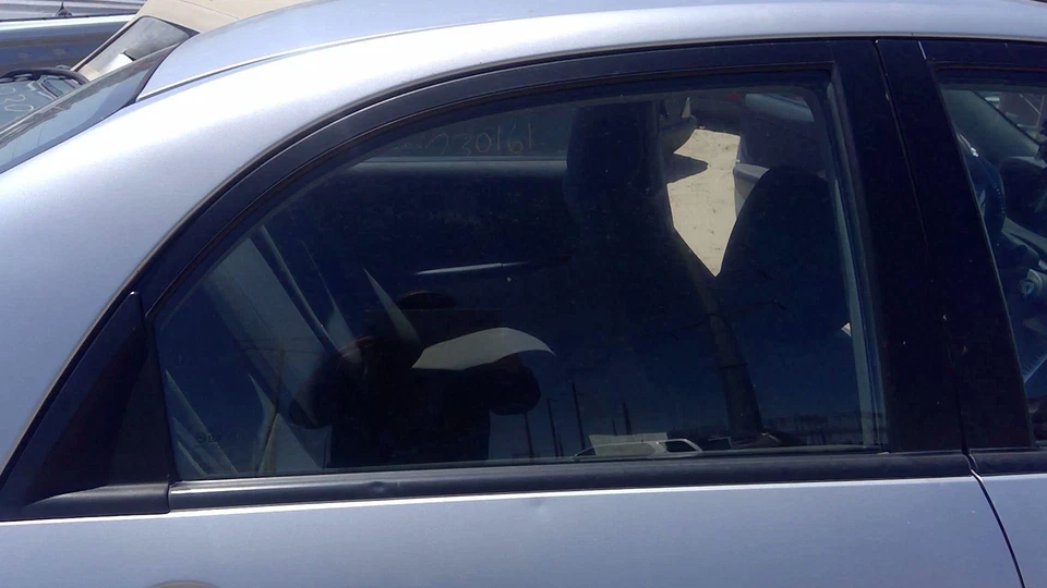 2004-2009 起亚 Spectra 乘客右后窗门玻璃 Oem 后背 — 第 2/4 张图片