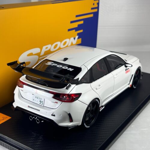 1/18 Peako Honda Civic Type R FL5 Spoon Sport white with motocompacto - Picture 2 of 3