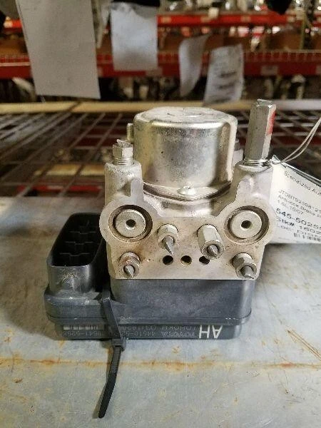 2007-2009 Toyota Yaris ABS Anti Lock Brake Actuator Pump Assembly OEM Foto 3 de 3