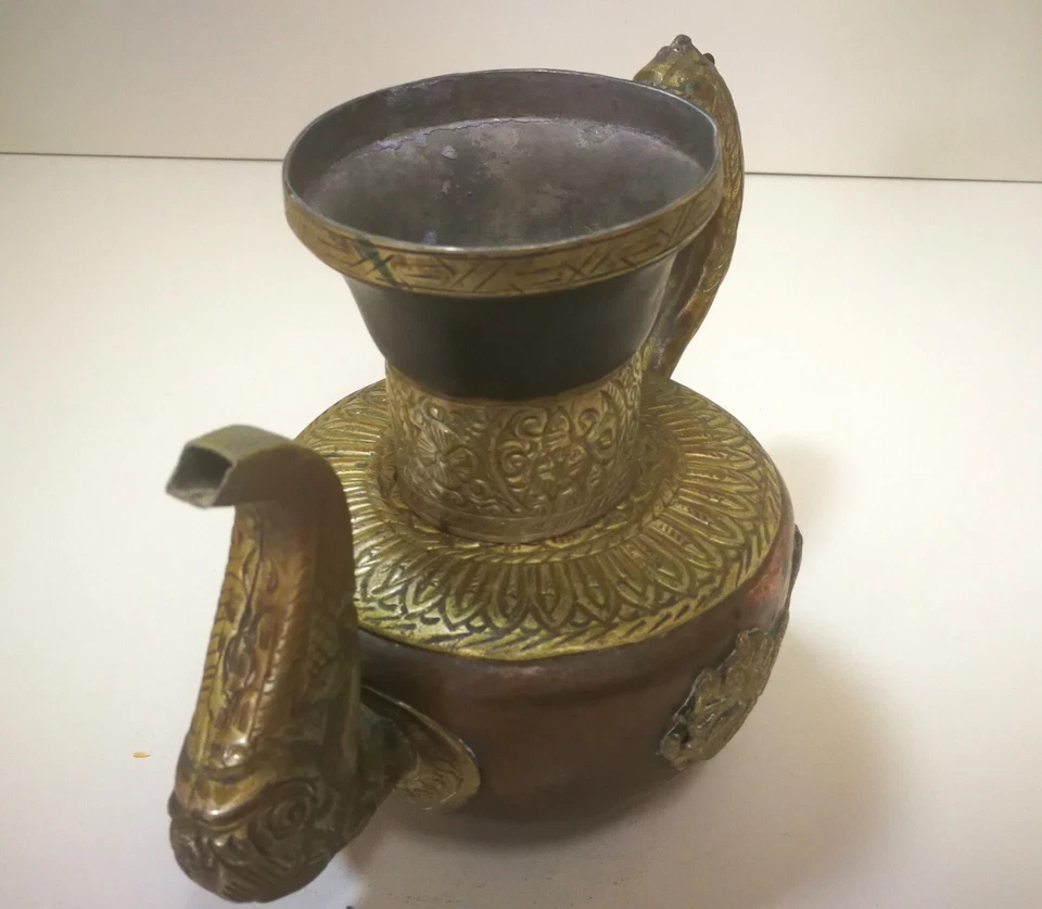 Антикварный китайский тибетский гравированный красный медный кофейник чайник кувшин 19 века - Изображение 2 из 4