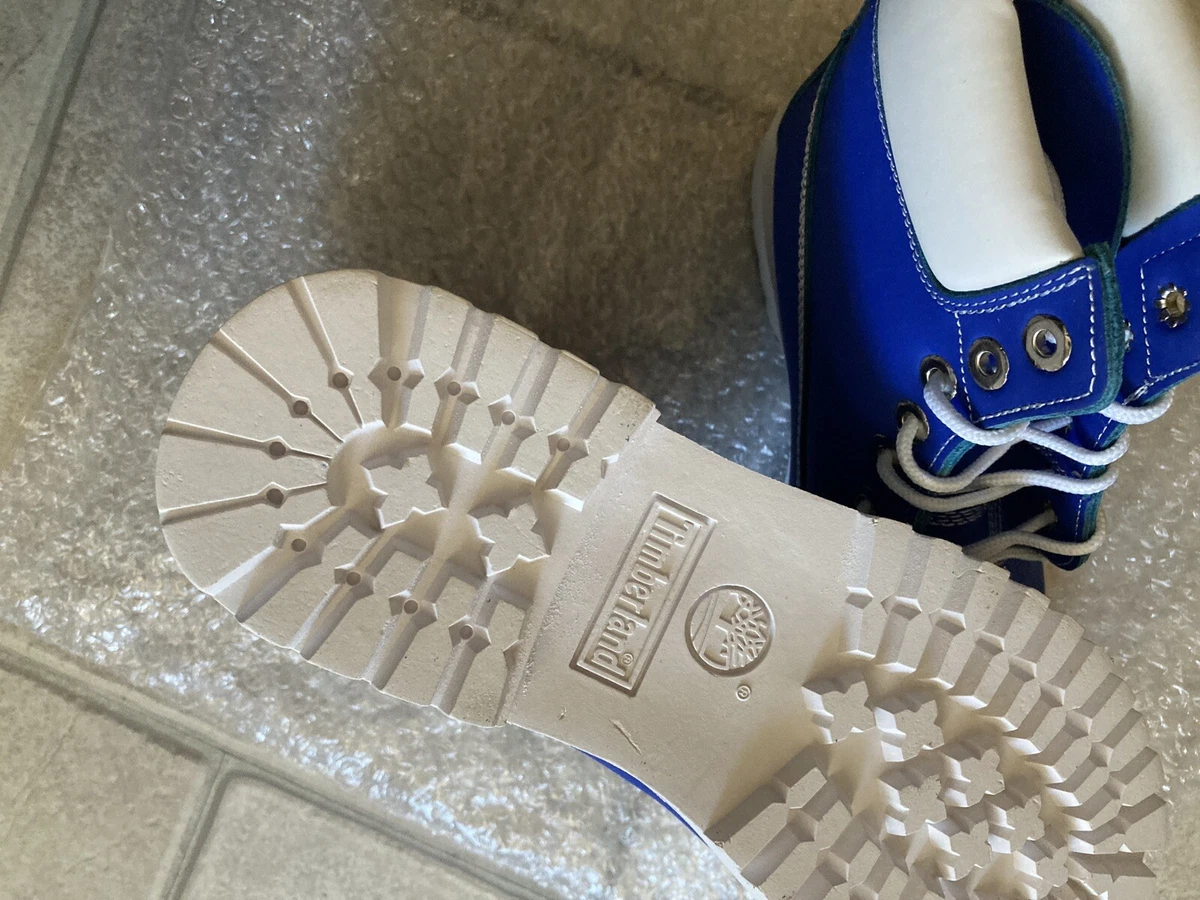 Royal blue and shop white timberlands