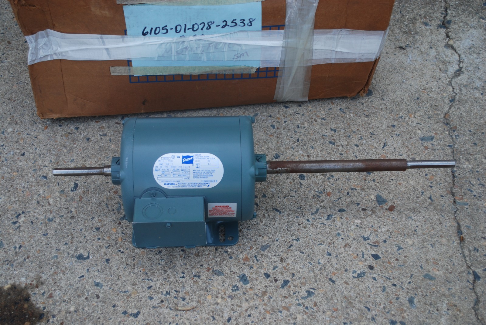DOERR LR22132 DUAL SHAFT ELECTRIC MOTOR 1HP 3PH 1140RPM NEW eBay