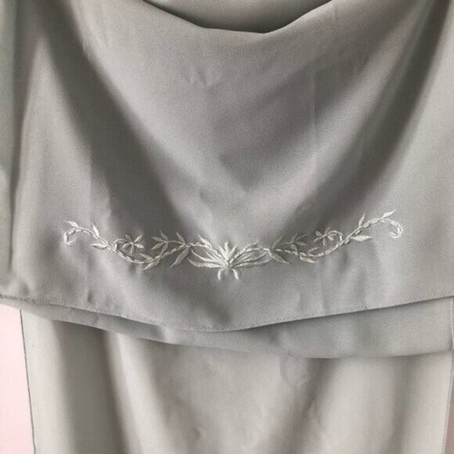 VINTAGE Karen Miller Sage Green Beaded Gown with Shawl Size 8 - Picture 11 of 13