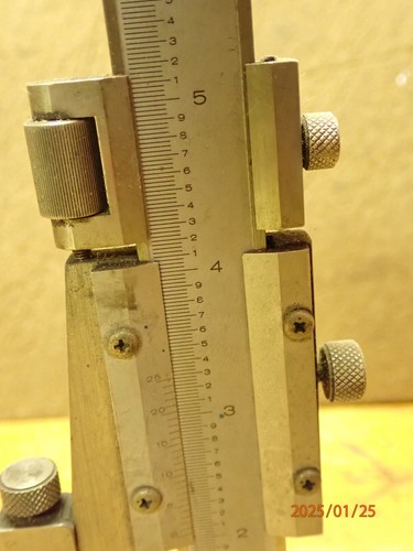 OLDER MITUTOYO 10" HEIGHT GAGE GAUGE MACHINIST TOOL MISSING SCRIBE - Picture 5 of 14