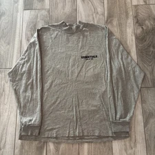 Fear Of God Essentials Men’s Sz M Long Sleeve Pullover Shirt Mock Neck Gray Logo