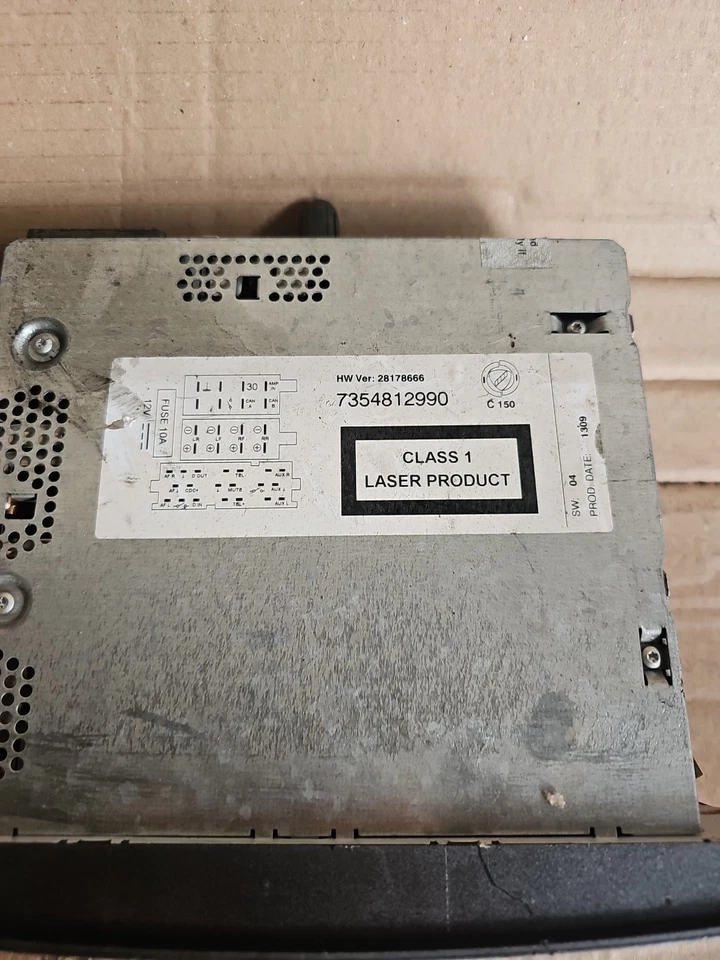 AUTORADIO PER FIAT Grande Punto  Serie 7354812990  - Immagine 2 di 4