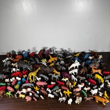 Vintage Lot 147 Plastic Animal Figures Zoo Farm Dinosaurs Wildlife Random Bundle